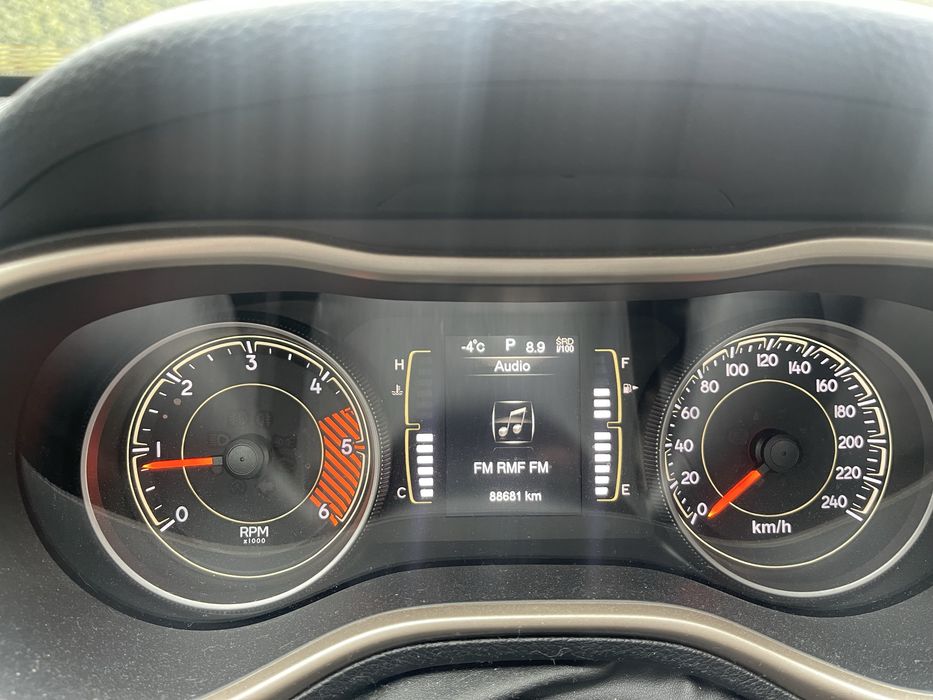 Jeep Cherokee 2.0 MJD Active Drive Longitude; 4x4 170 KM