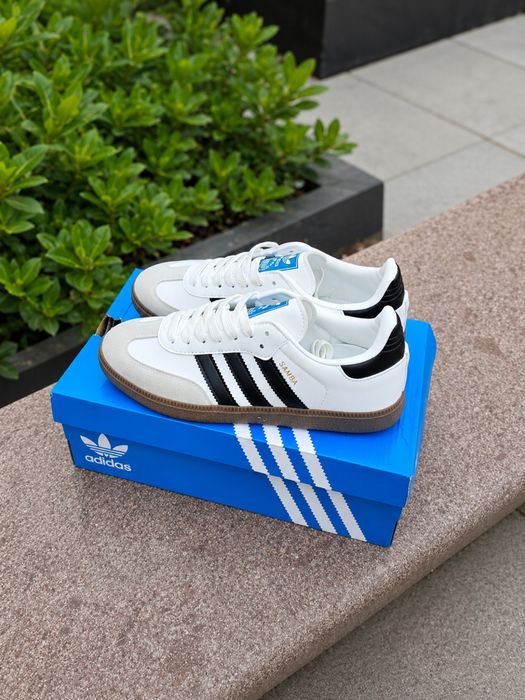 Tênis adidas samba