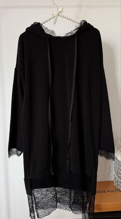 ZARA długa bluza z koronką S czarna kaptur