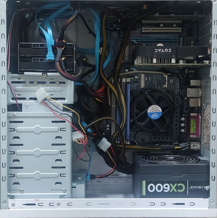 Sprzedam komputer Intel i3/8gb ram/gt1050/ssd