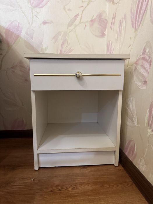 Продам спальный гарнитур