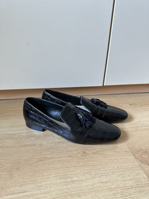 Лофери зміїний принт zara