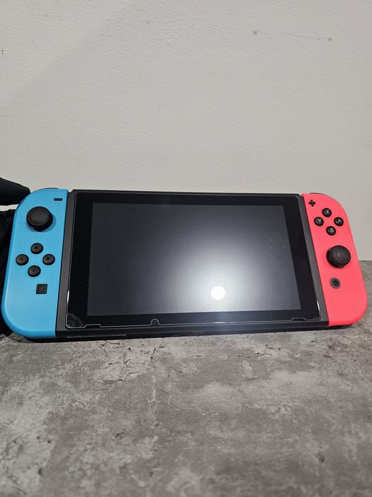 Nintendo Switch com extras