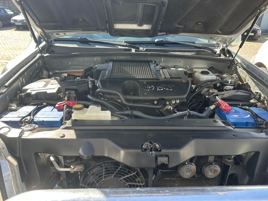 Toyota Land Cruiser 120