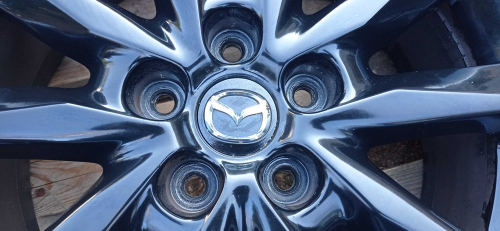 Felgi Koła Aluminiowe MAZDA 215/45/R18 HANKOOK 6mm 5x114.3 KIA HYUNDAI