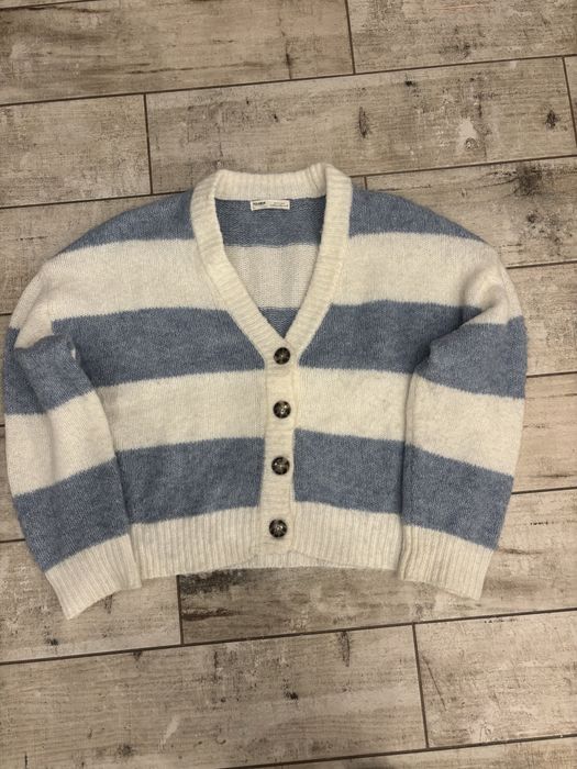 sweter w paski kardigan pull and bear z guzikami XS