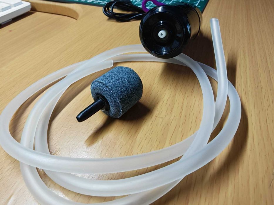 Мініатюрний кисневий компресор USB/ CO2 лічильник для акваріума