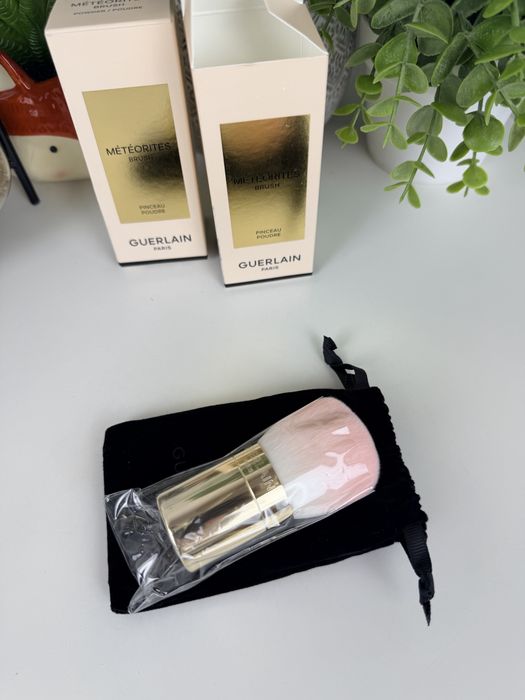 Пензлик для макіяжу Guerlain