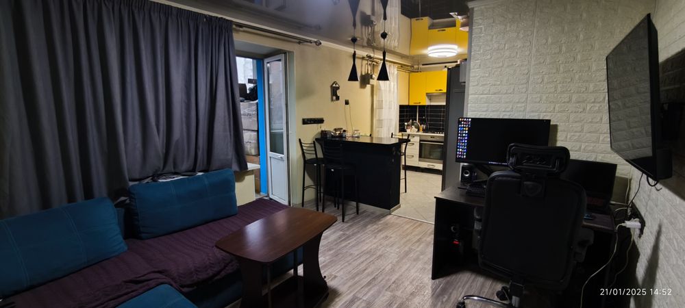 Продам 3-х кімнатну квартиру