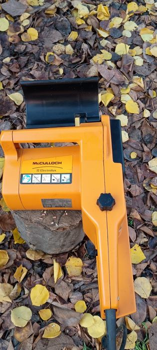 Электро пила б/у