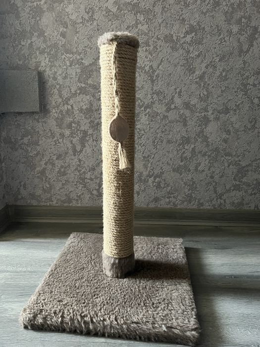 Нова дряпалка для котів