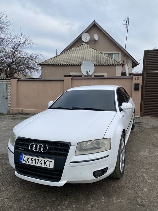 Audi A8 Quattro 3.7 Gaz