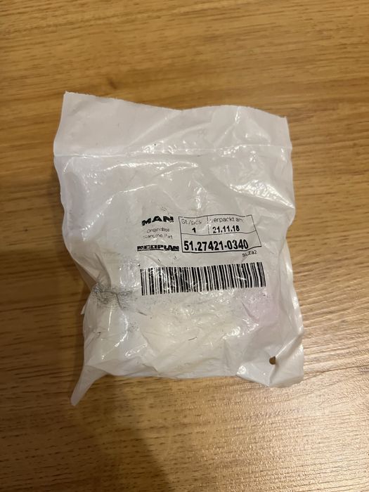 Датчик тиску масла оригінал MAN