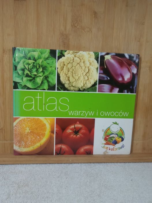 Atlas warzyw i owoców.