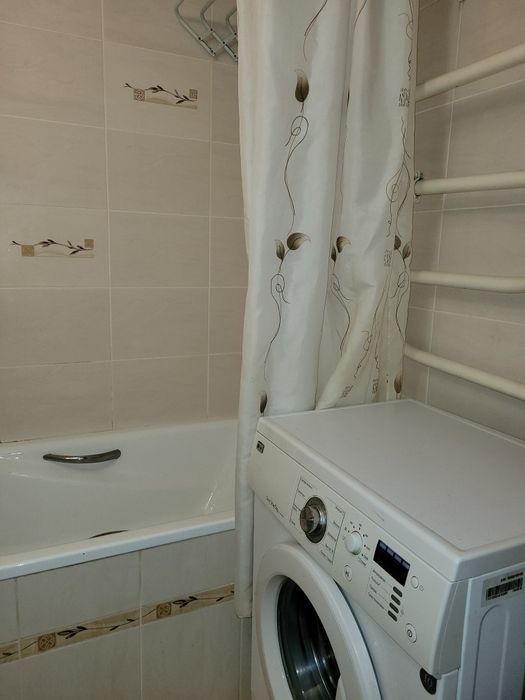 Оренда 1 км.кв.вул.Хоткевича(Дарницький),електронагрівачі,без  дітей