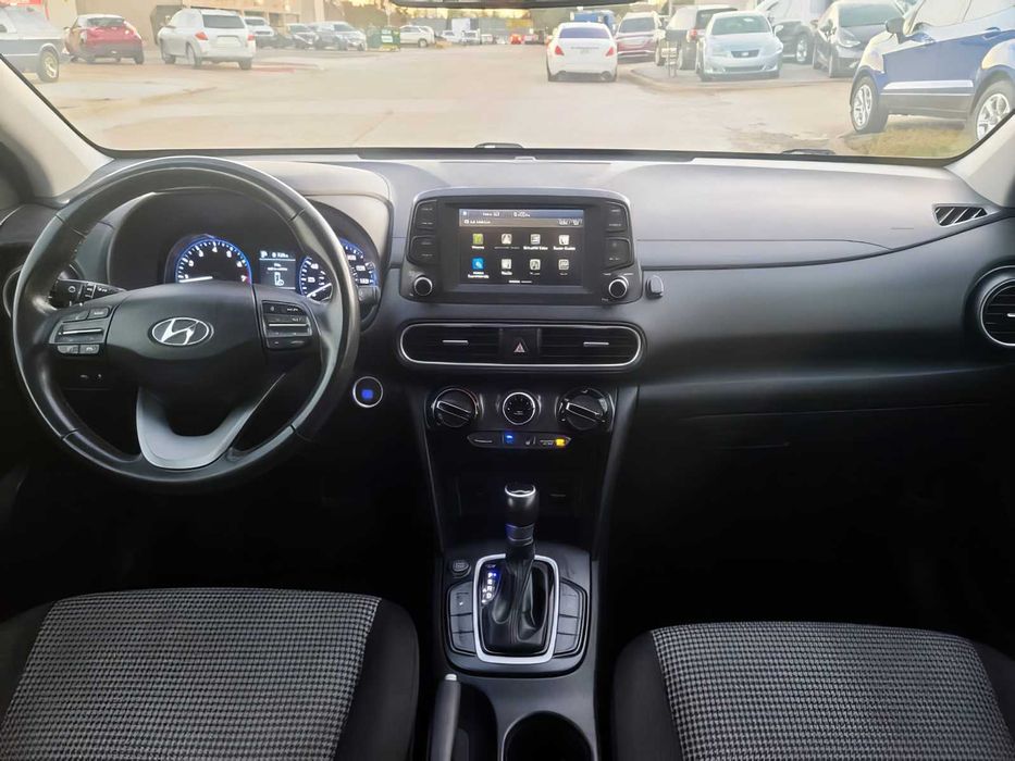 Hyundai Kona SEL      2019