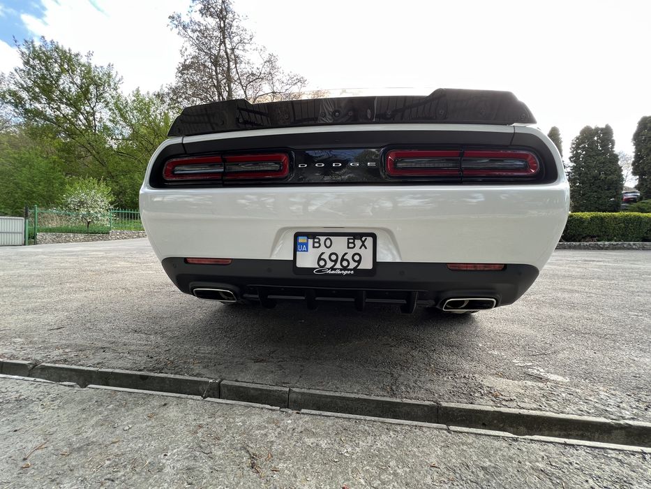 dodge challenger 3.6 SXT plus blacktop 2019