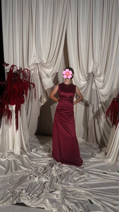 Атласні плаття ( підійдуть для дружок і на випускний)