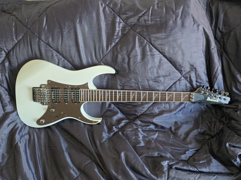 Ibanez RG 2550z 09r