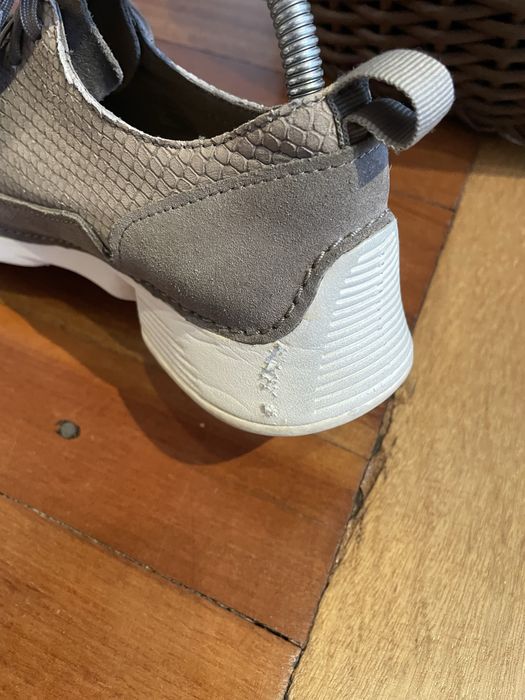 Кросівки класичні Clarks