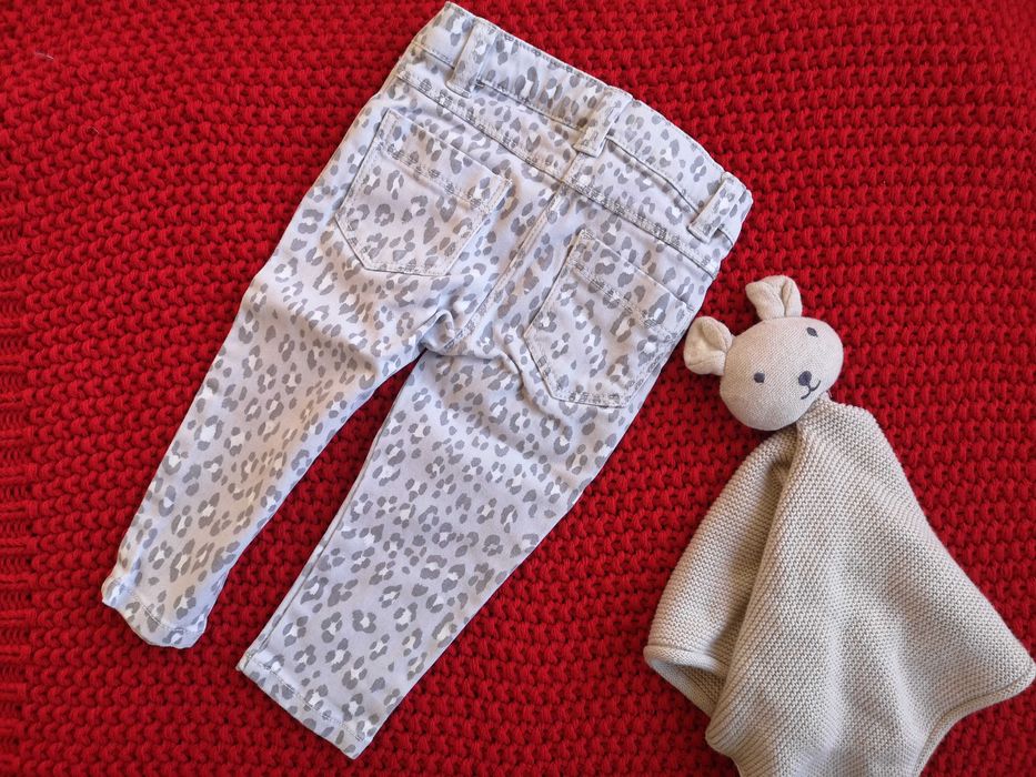 F&F spodnie jeansowe pantera 68/74cm 6-9m.