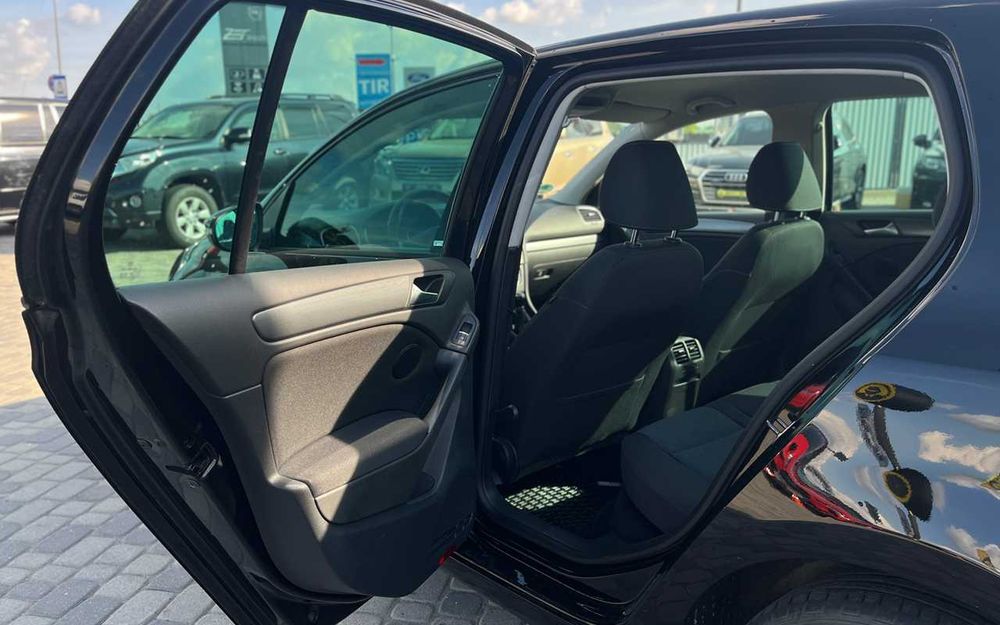 Volkswagen Golf 2011