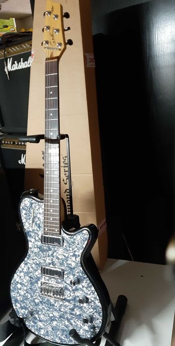 Gitara elektryczna Godin Radiator Black Onyx Palisander