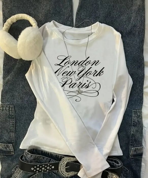 Обтягюча кофтинка у стилі 2k сучасна  нова