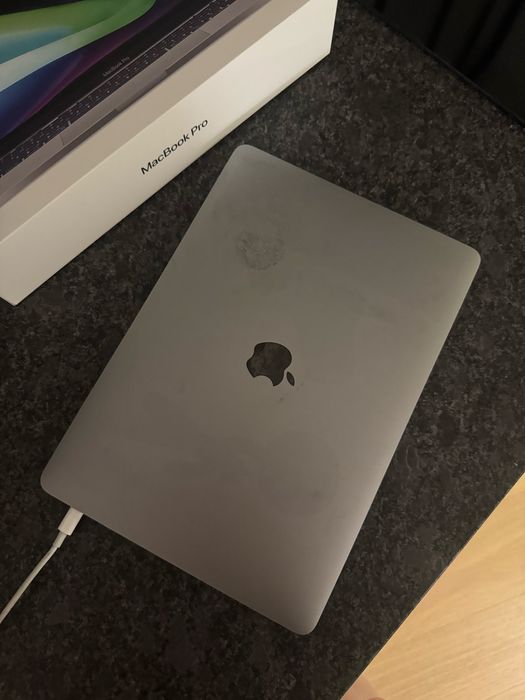 MacBook Pro 13” M1 16GB RAM 512GB SSD | Stan bardzo dobry