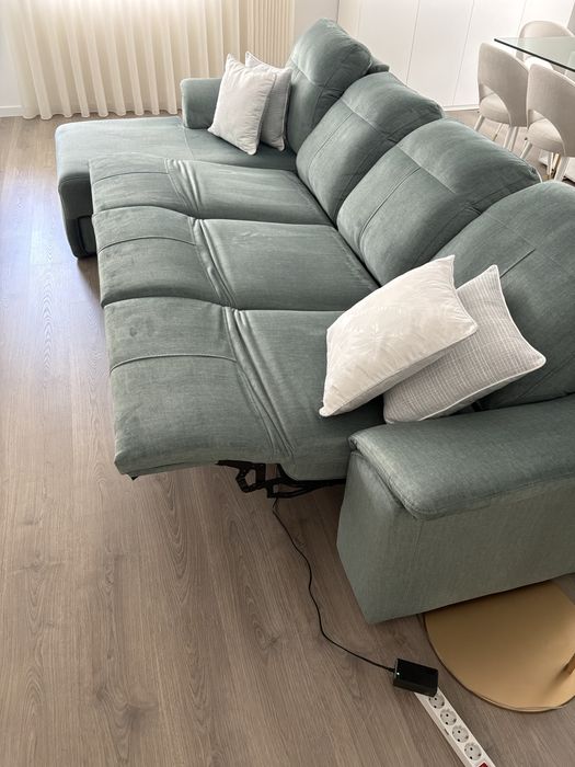 Sofa chaise longue em verde agua (4 lugares, 6 pessoas)