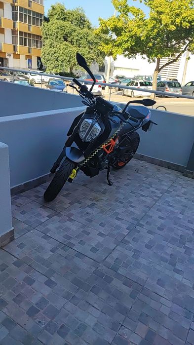 KTM duke 125 CC 2023