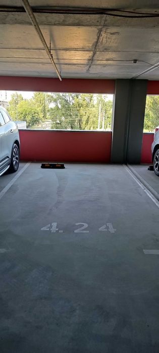 Продам паркомісце ЖК "Галактика"