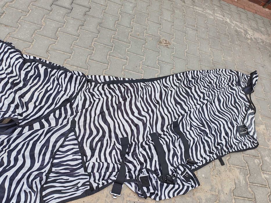 Derka zebra siatkowa przeciw owadom kaptur klapa 155