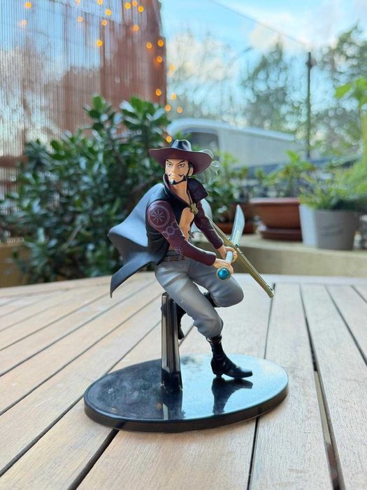 One Piece – Dracule Mihawk | O Maior Espadachim do Mundo | Original