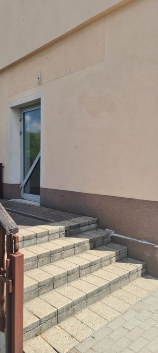 Wynajmę do wynajęcia Lokal usługowo-handlowy Powstańców Śląskich 3 Zapraszam