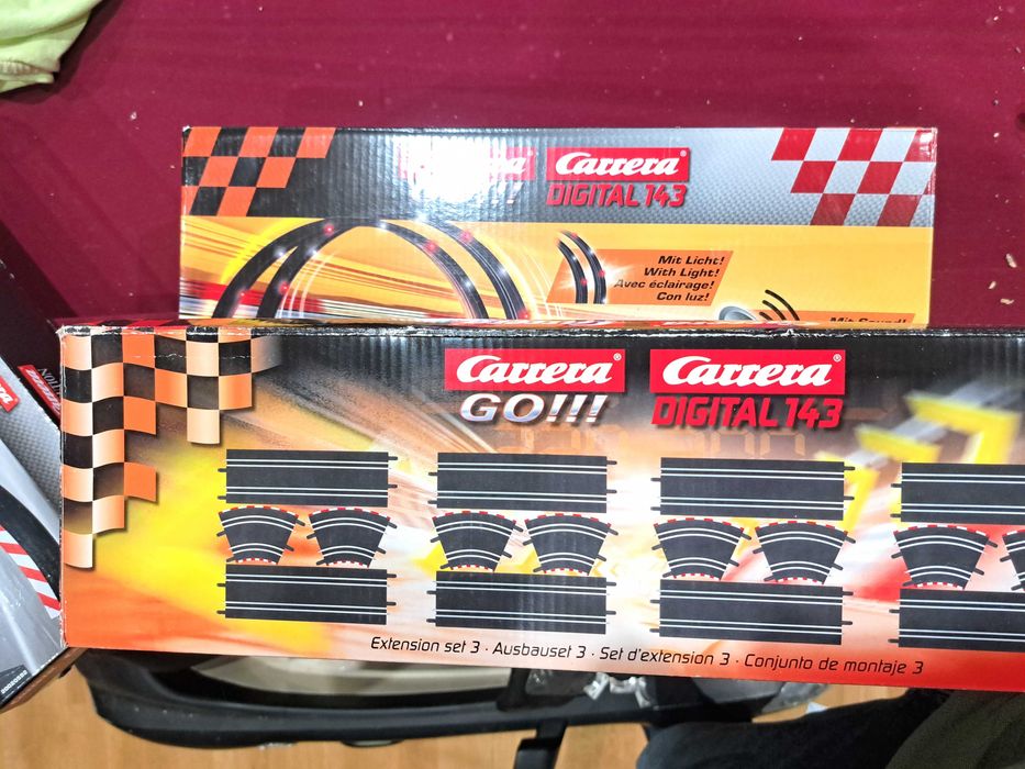 carrera go pętla  ze światłem i dźwiękiem PLUS GRATIS zestaw nowy