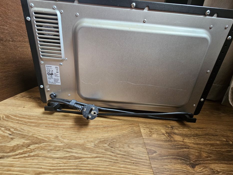 Mini piekarnik elektryczny