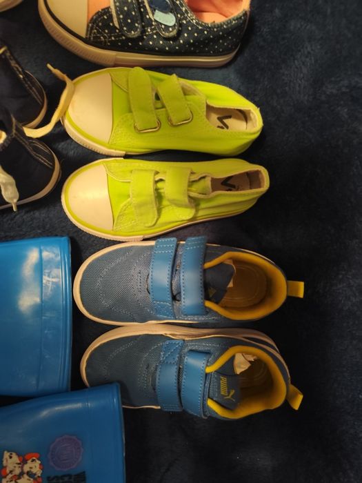 Paka dziewczęcych bucików, rozm 26