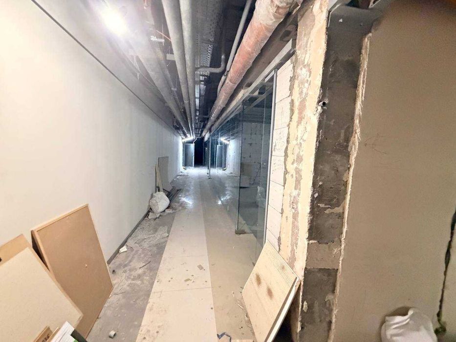 Оренда залів від 100 до 600 м² в новому ЖК "Olympik Park"  Під бізнес студія танців або фітнес клуб.
