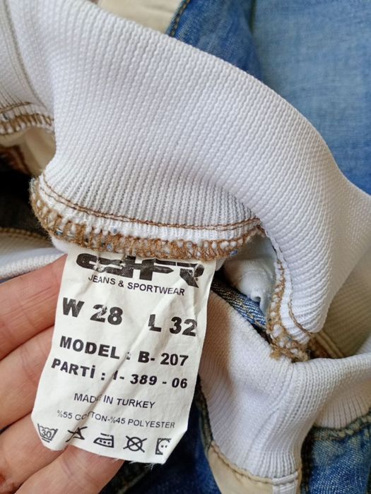 Нові жіночі джинси