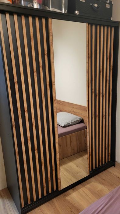 Szafa 150cm z lustrem
