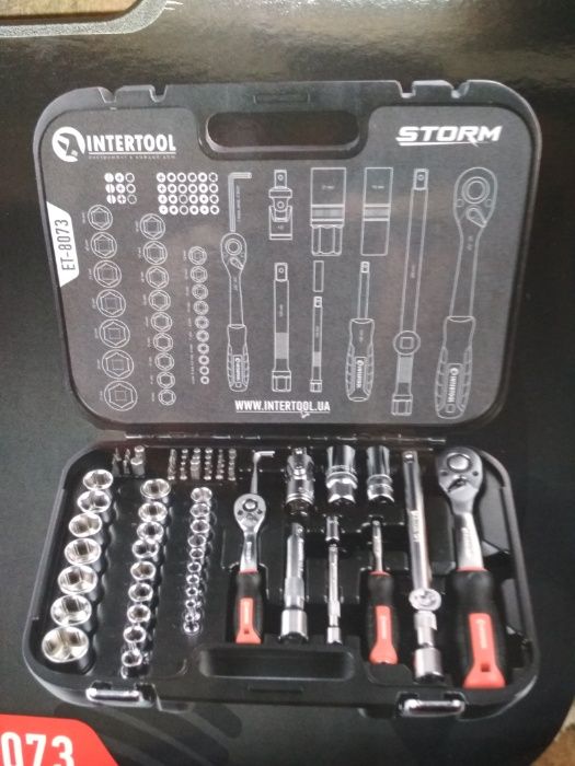 Набор инструментов, головок, ключи 73ед. 1/2