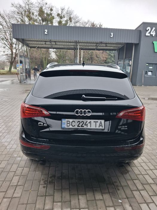 Audi Q5 Premium Plus 2012 Black