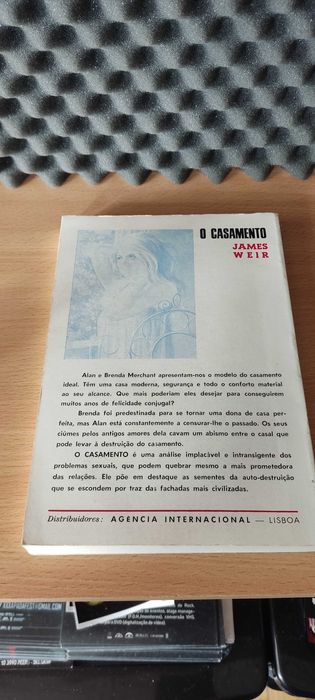 Livro "O Casamento" (James Weir)