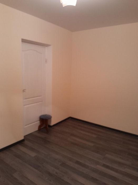 Продається квартира в гуртожитку