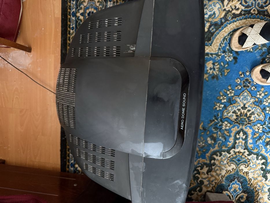 Телевізор LG 2000 року