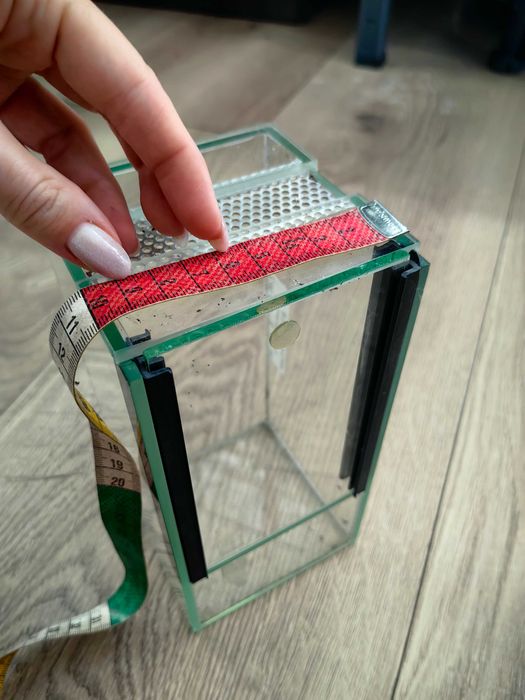 Terrarium z gilotyną 10x10x20