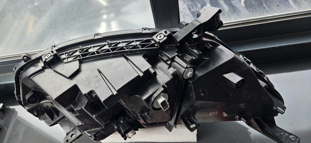 Farol esq honda crv 2023