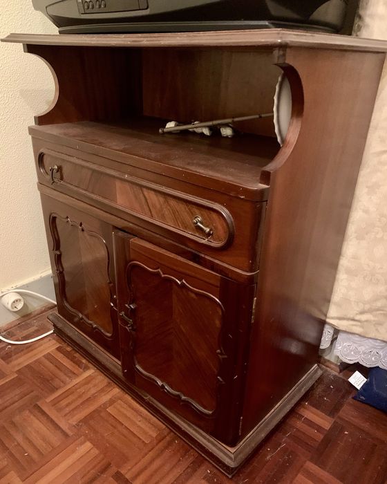 Movel de TV em madeira