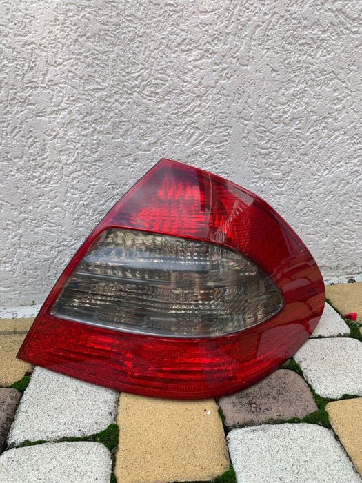 Задні стопи фонарі Mercedes e class w210 w211 фари рішотка розборка